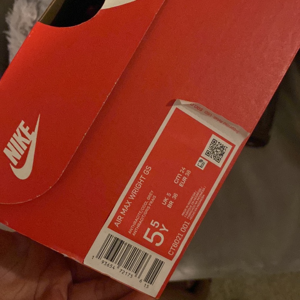 AIR MAX WRIGT GS - Picture 2 of 3